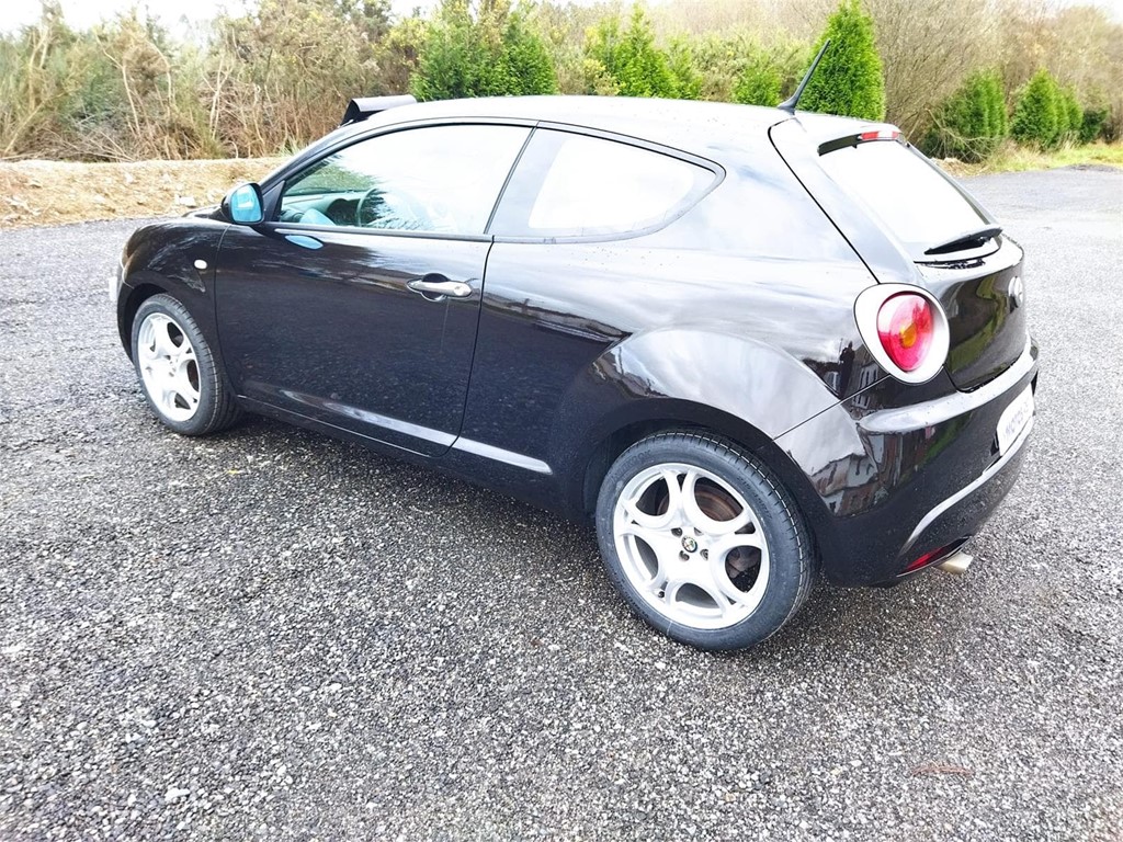 Foto 10 Alfa Romeo Mito