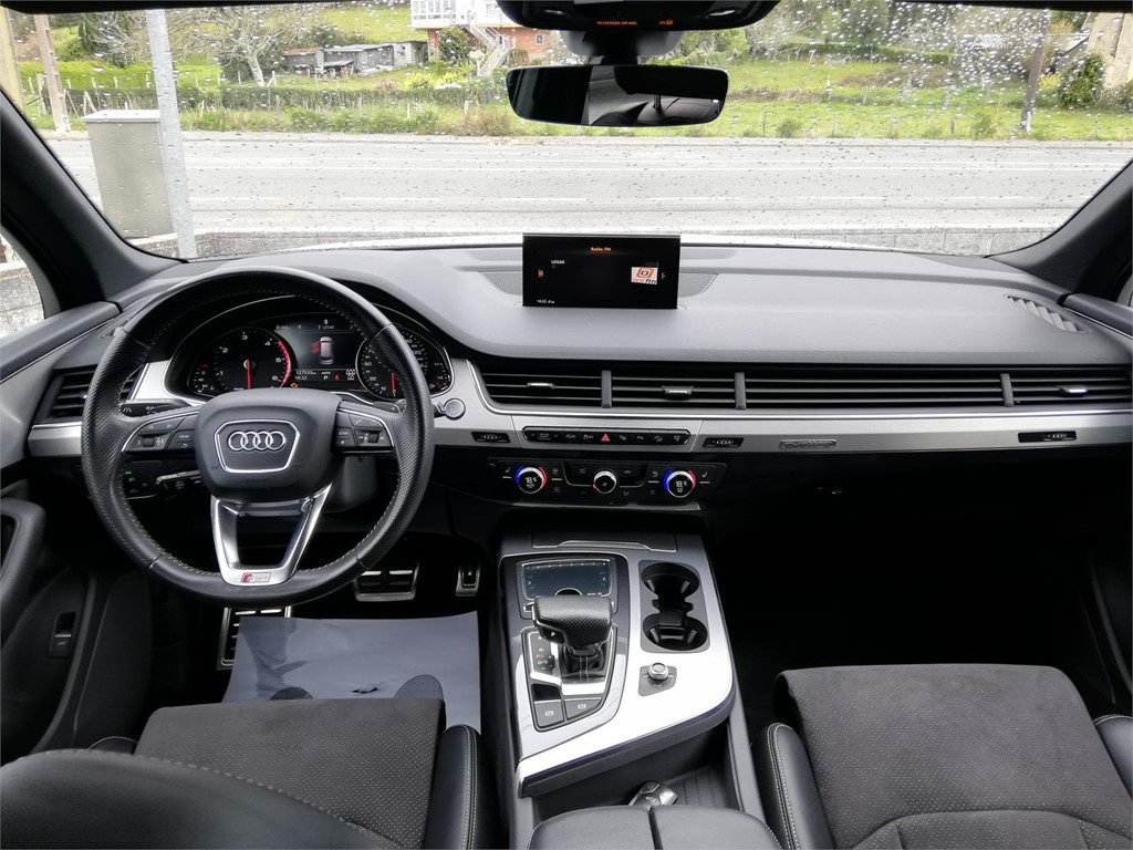 Foto 21 Audi Q7 S-Line 3.0 TDI QUATTRO