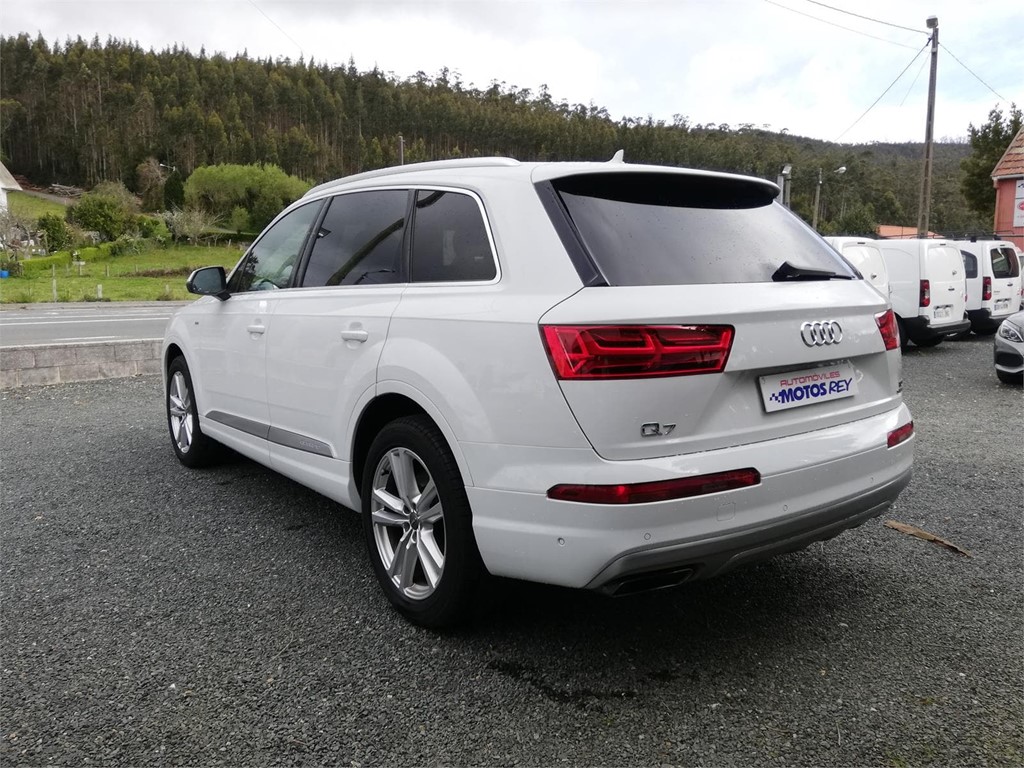 Foto 29 Audi Q7 S-Line 3.0 TDI QUATTRO