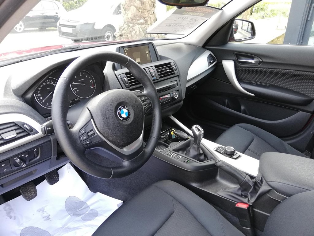 Foto 12 BMW 118D 