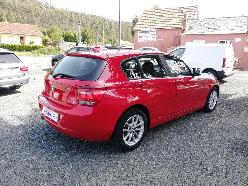 Foto 18 BMW 118D 