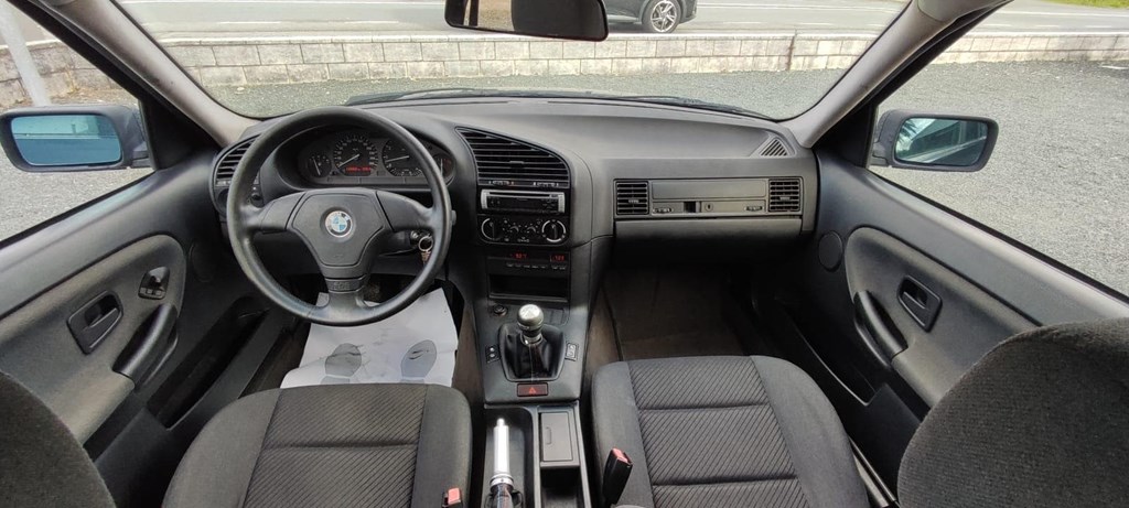 Foto 3 BMW 320I E36