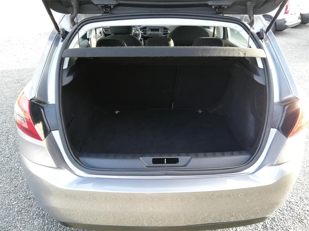 Foto 4 Peugeot 308 Access 